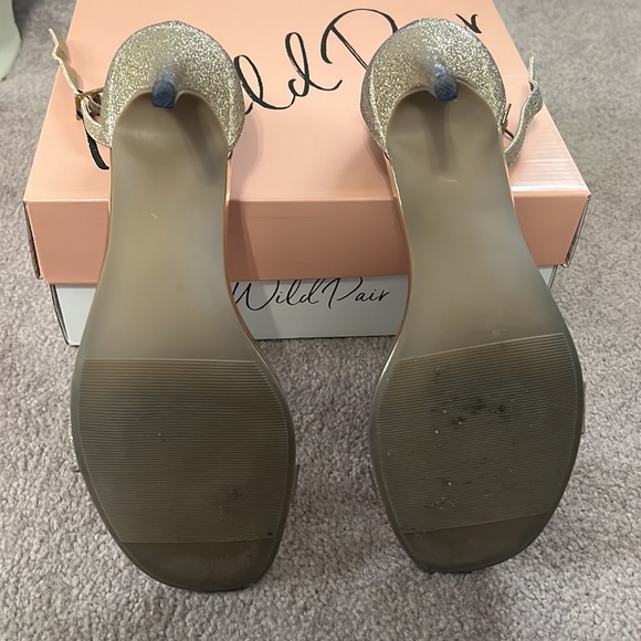 Gold sparkly heels - Picture 4 of 4
